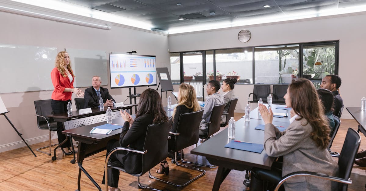 技术支持如何改变传统游戏模式？