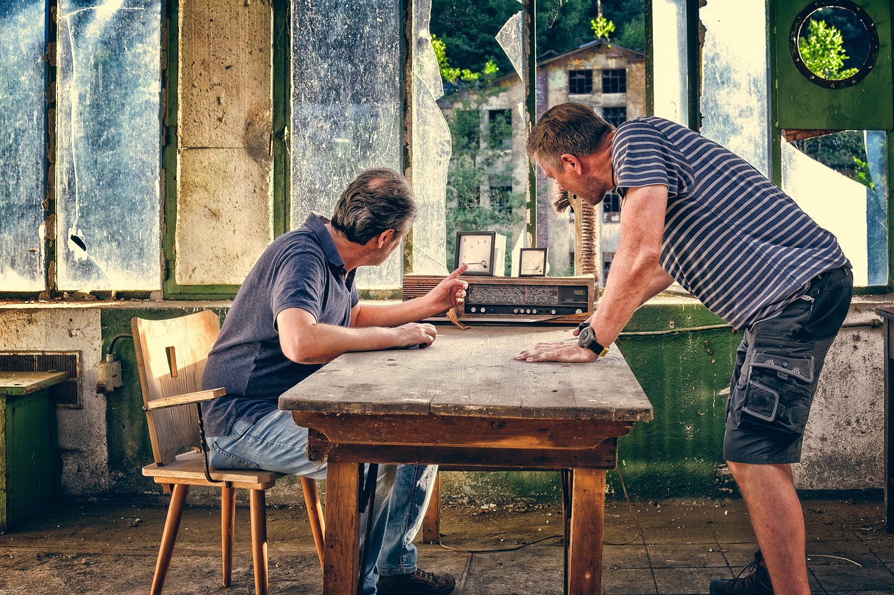 微信号出售:本本冈app详情下载教程