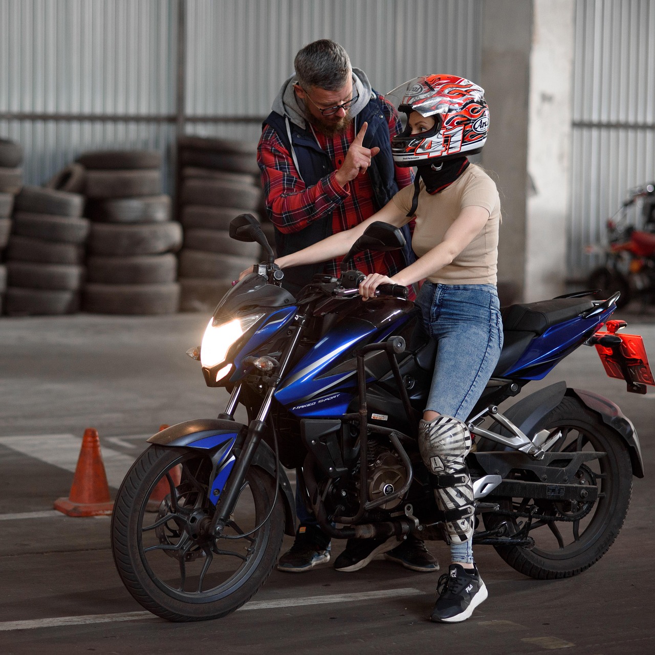 微信新老号买卖：番茄社区app详情下载教程安卓